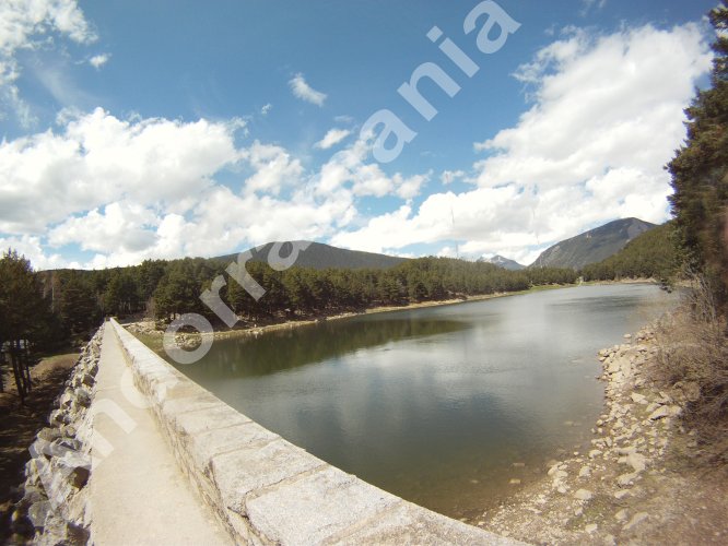 Vista de la retenci&oacute;n de Engolasters.