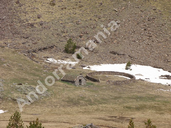 Enclos de berger sur le plateau de Comapedrosa