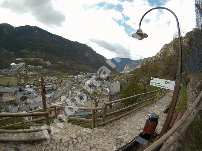 Rec del Sol&agrave; - Andorra: Vista de Andorra la Vella