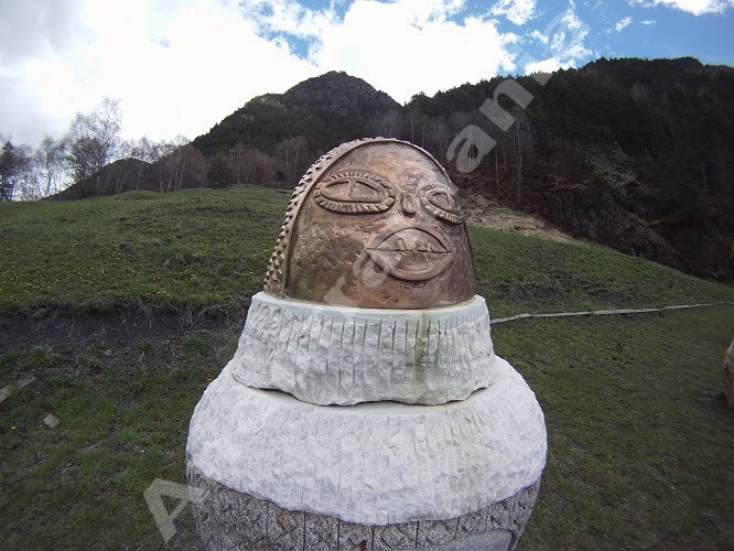 La Ruta del Ferro Ordino (Andorra) - Las estatuas.